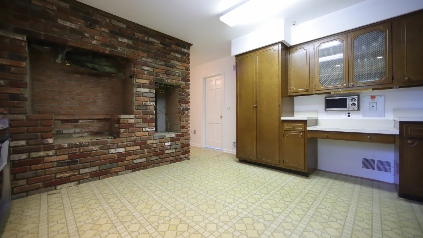 Before kitchen remodel