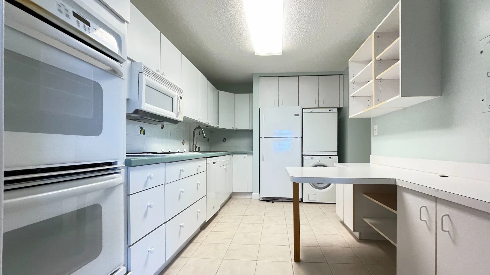 Before kitchen remodel