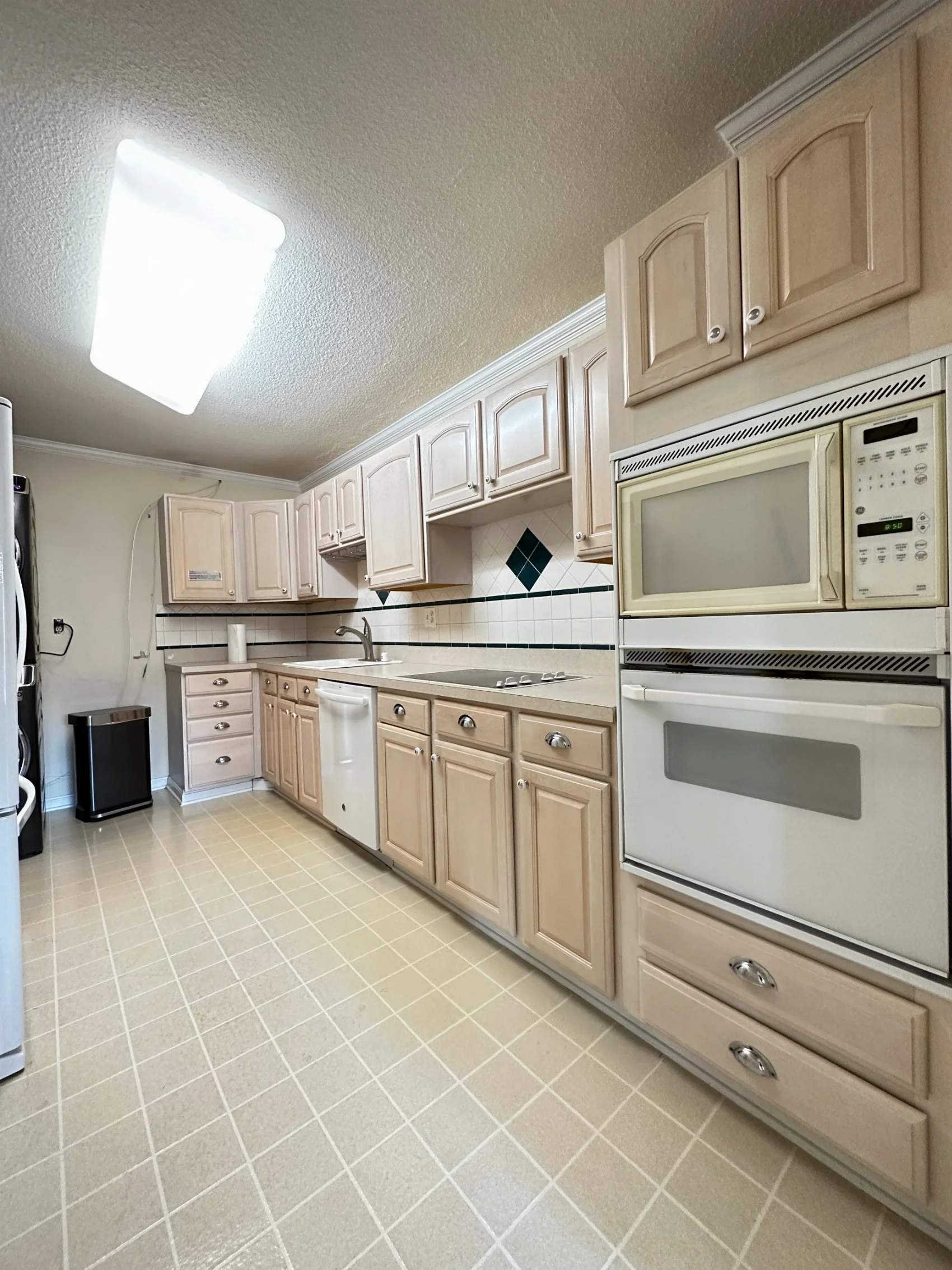 Before kitchen remodel