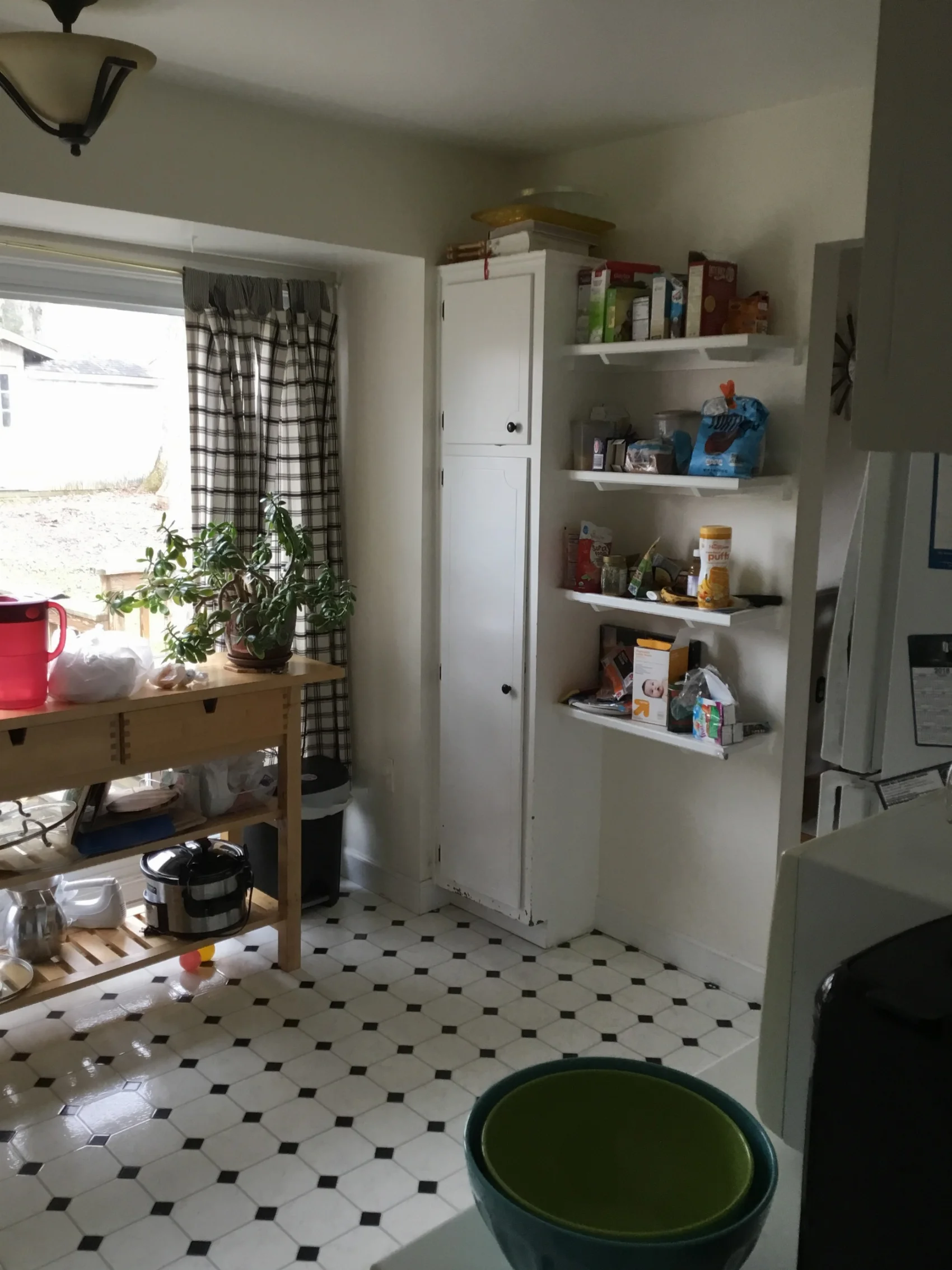 Before kitchen remodel